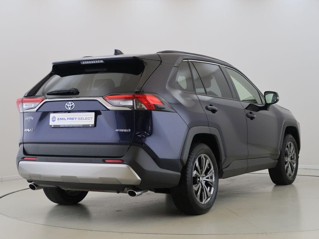 2022 Toyota RAV4 - 5