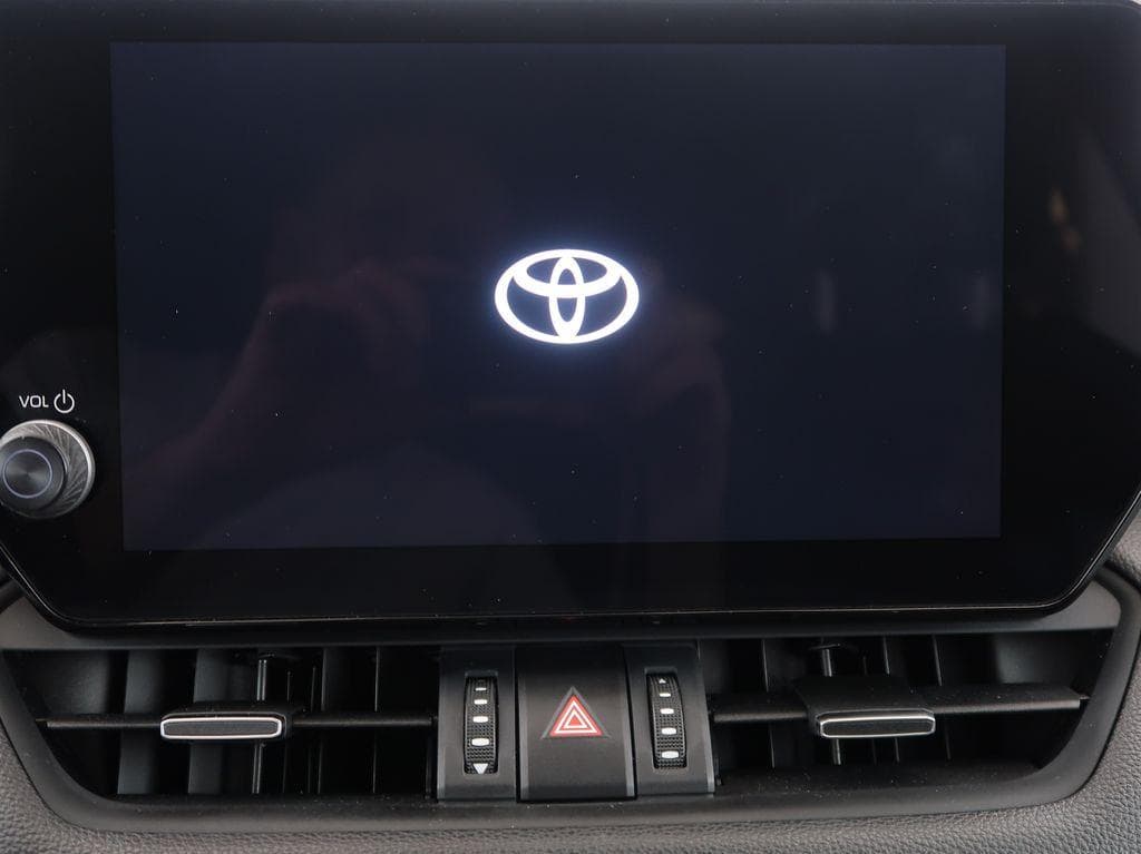 2022 Toyota RAV4 - 18