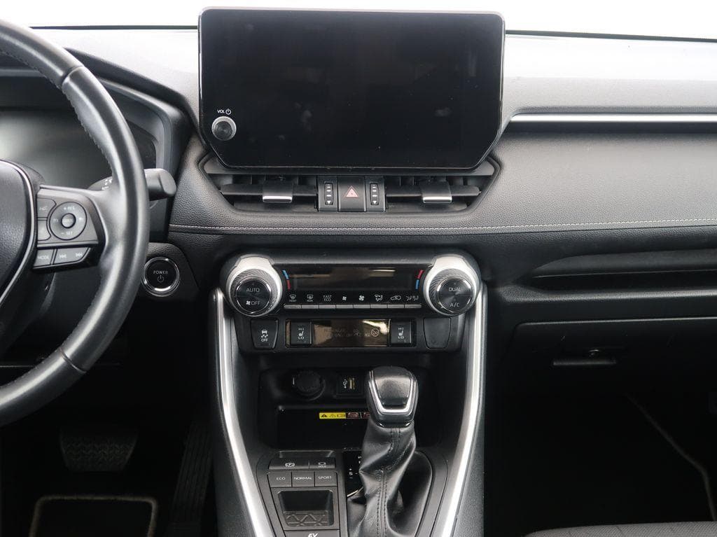 2022 Toyota RAV4 - 16