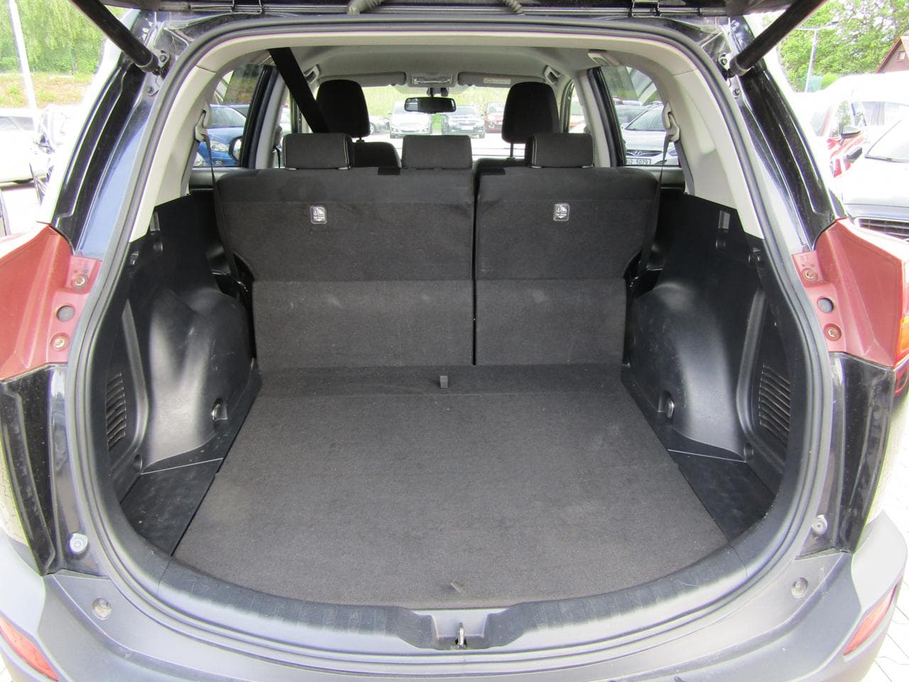 2014 Toyota RAV4 - 7