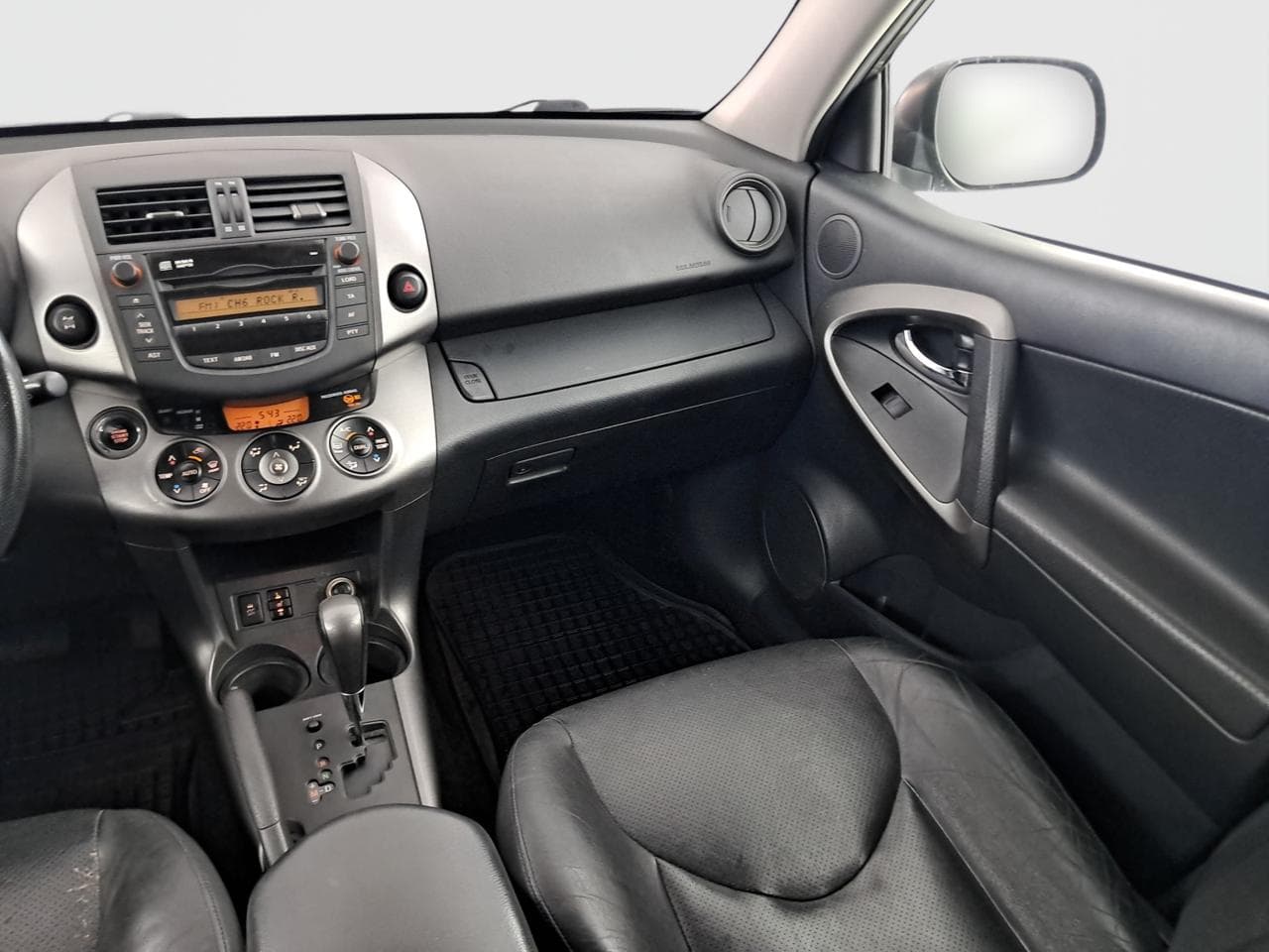 2009 Toyota RAV4 - 11