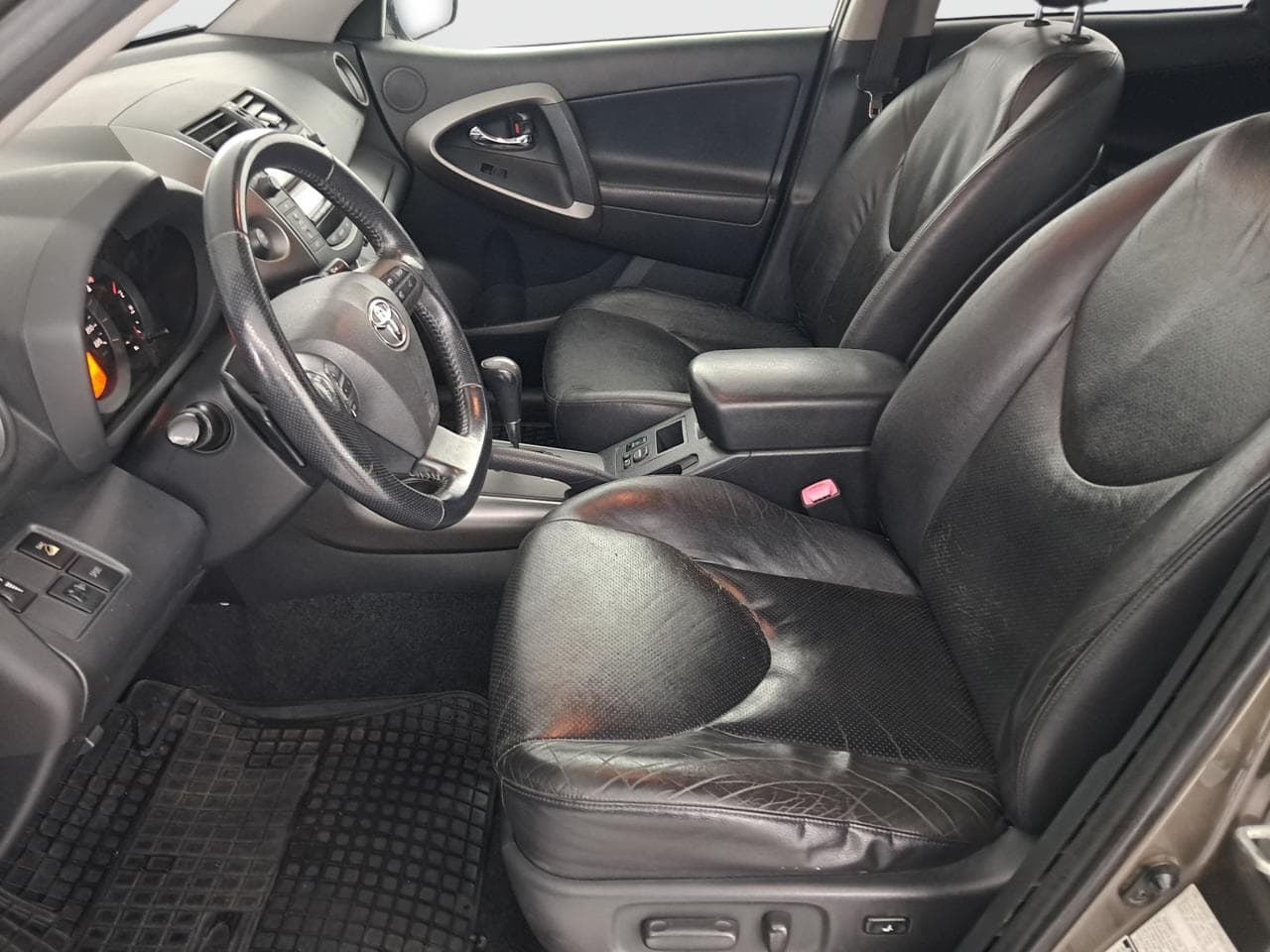 2009 Toyota RAV4 - 15