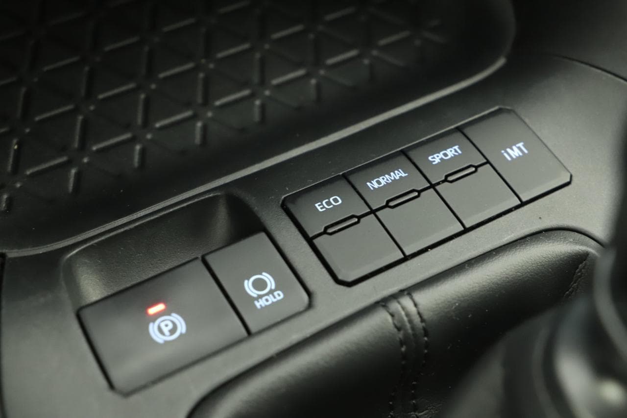 2019 Toyota RAV4 - 17