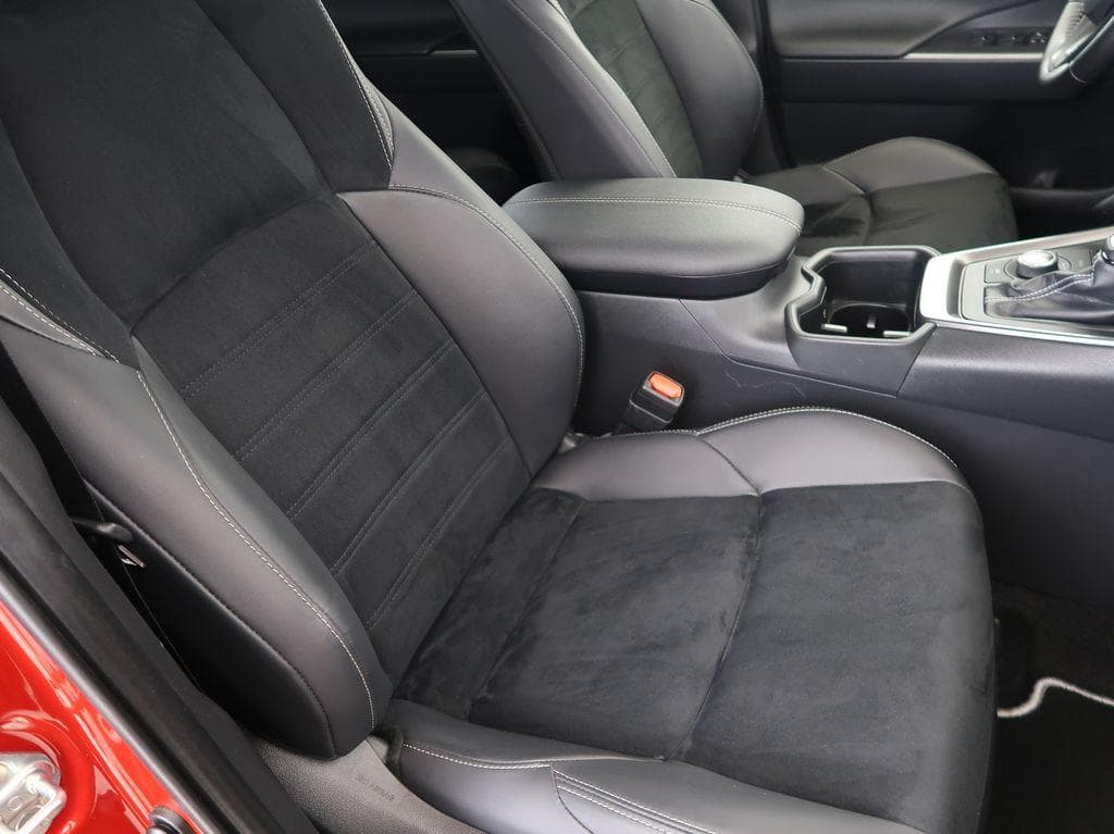 2025 Toyota RAV4 - 14