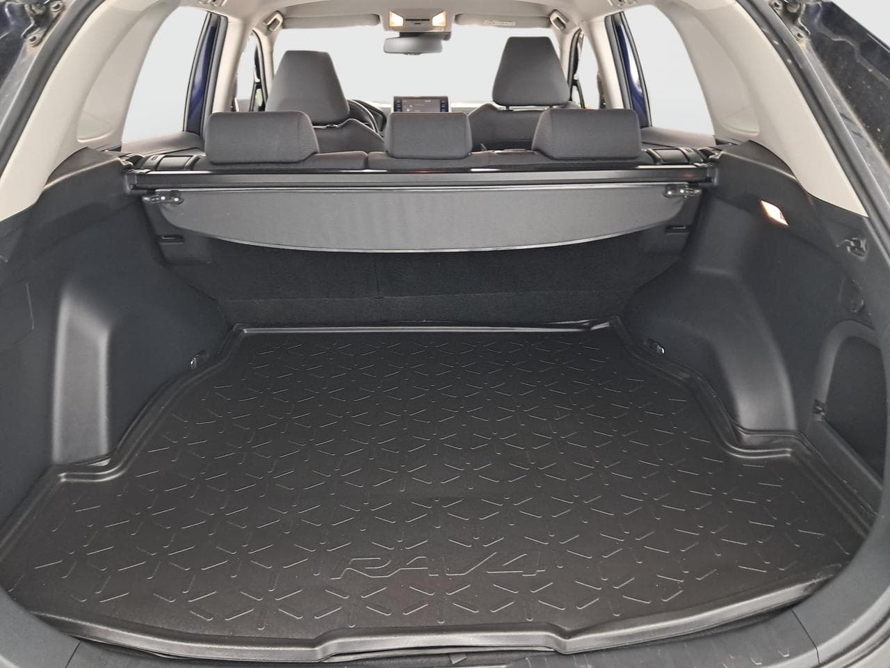 2020 Toyota RAV4 - 20