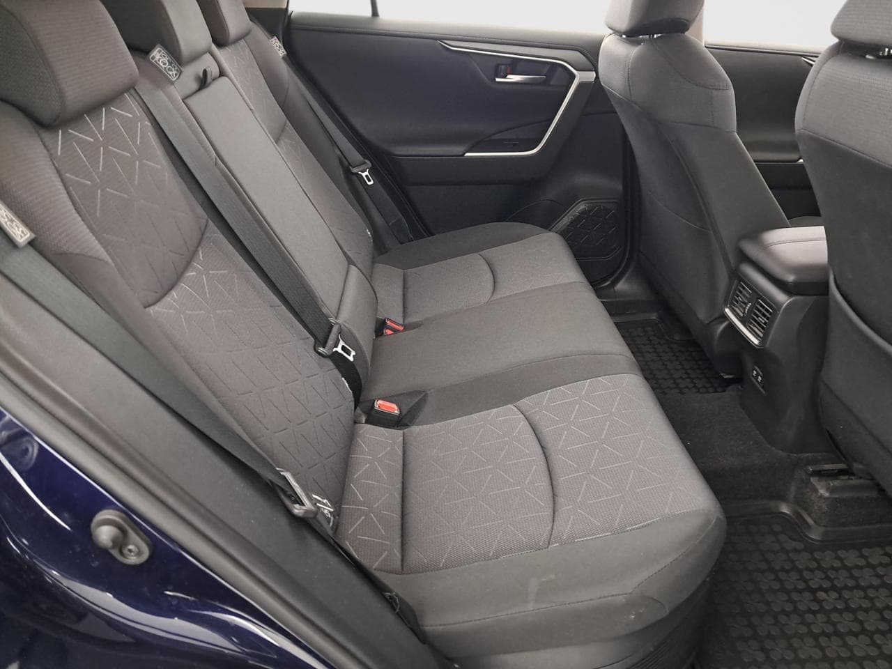 2020 Toyota RAV4 - 13