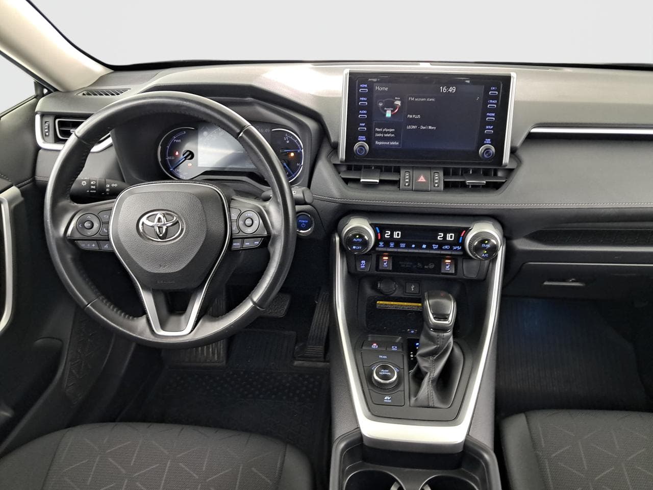 2020 Toyota RAV4 - 10