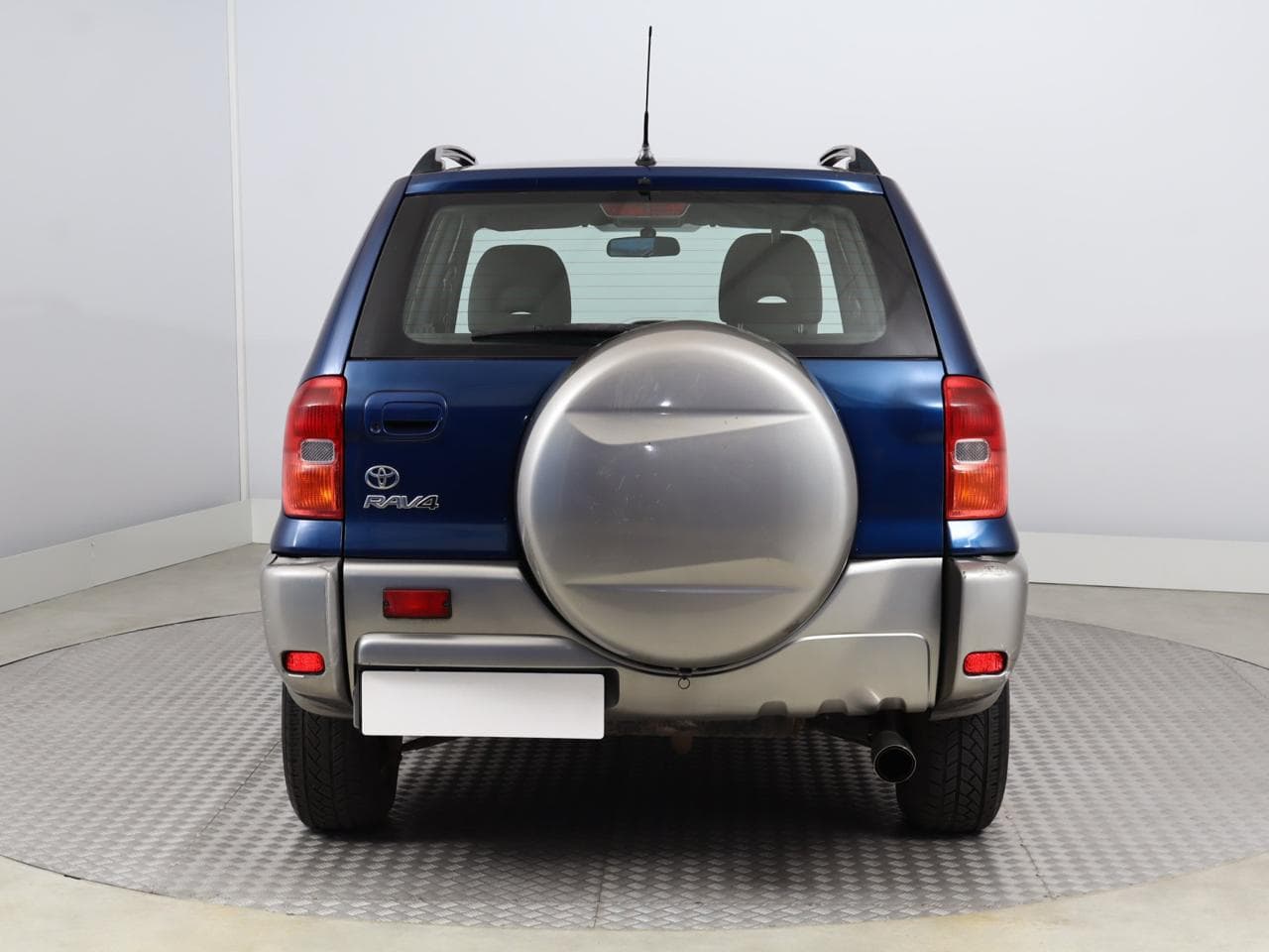 2003 Toyota RAV4 - 6