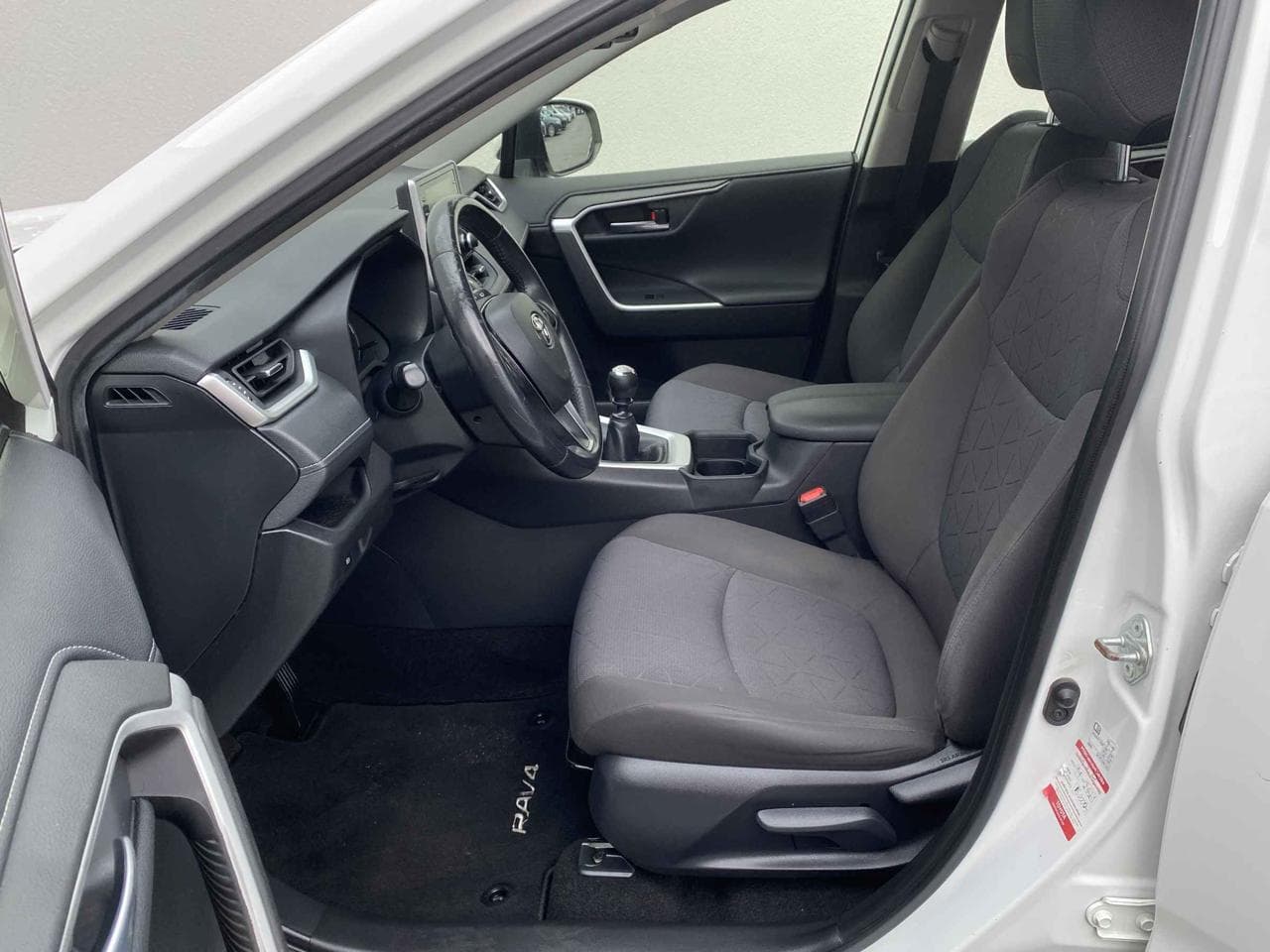 2021 Toyota RAV4 - 9