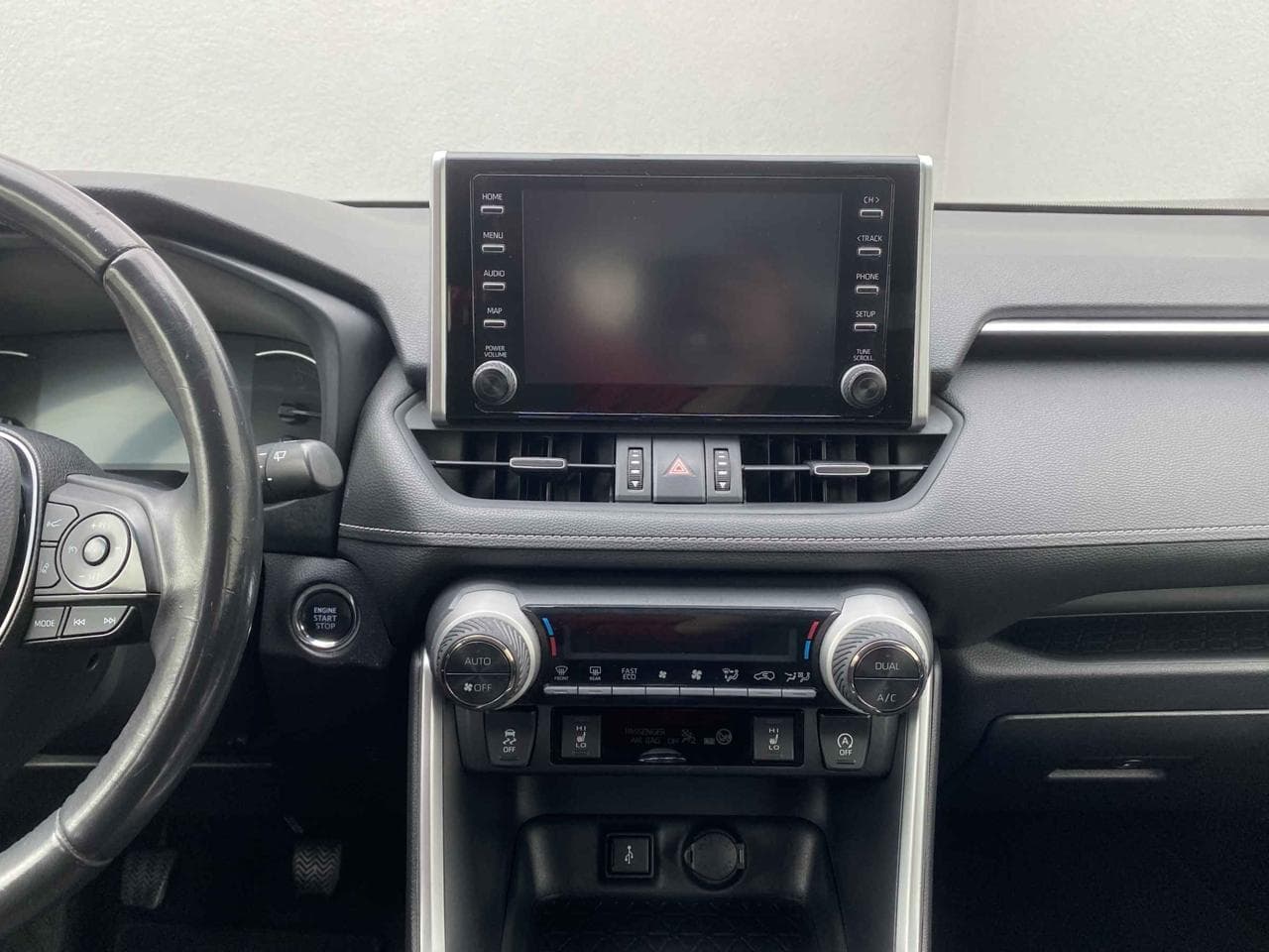 2021 Toyota RAV4 - 12
