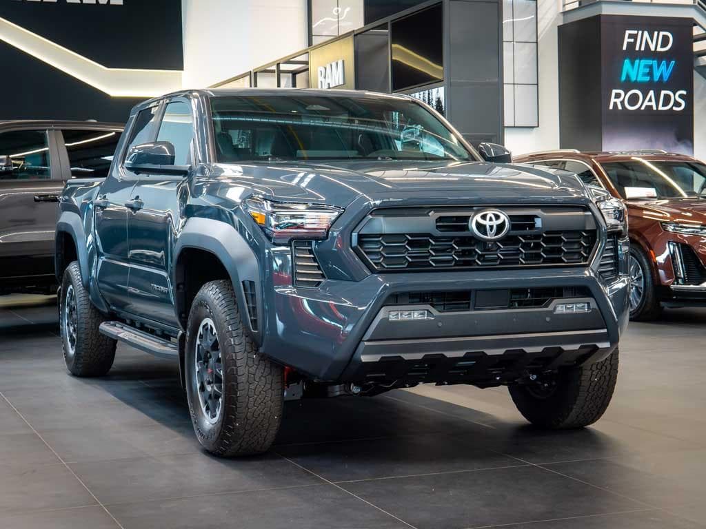 2024 Toyota Tacoma - 8