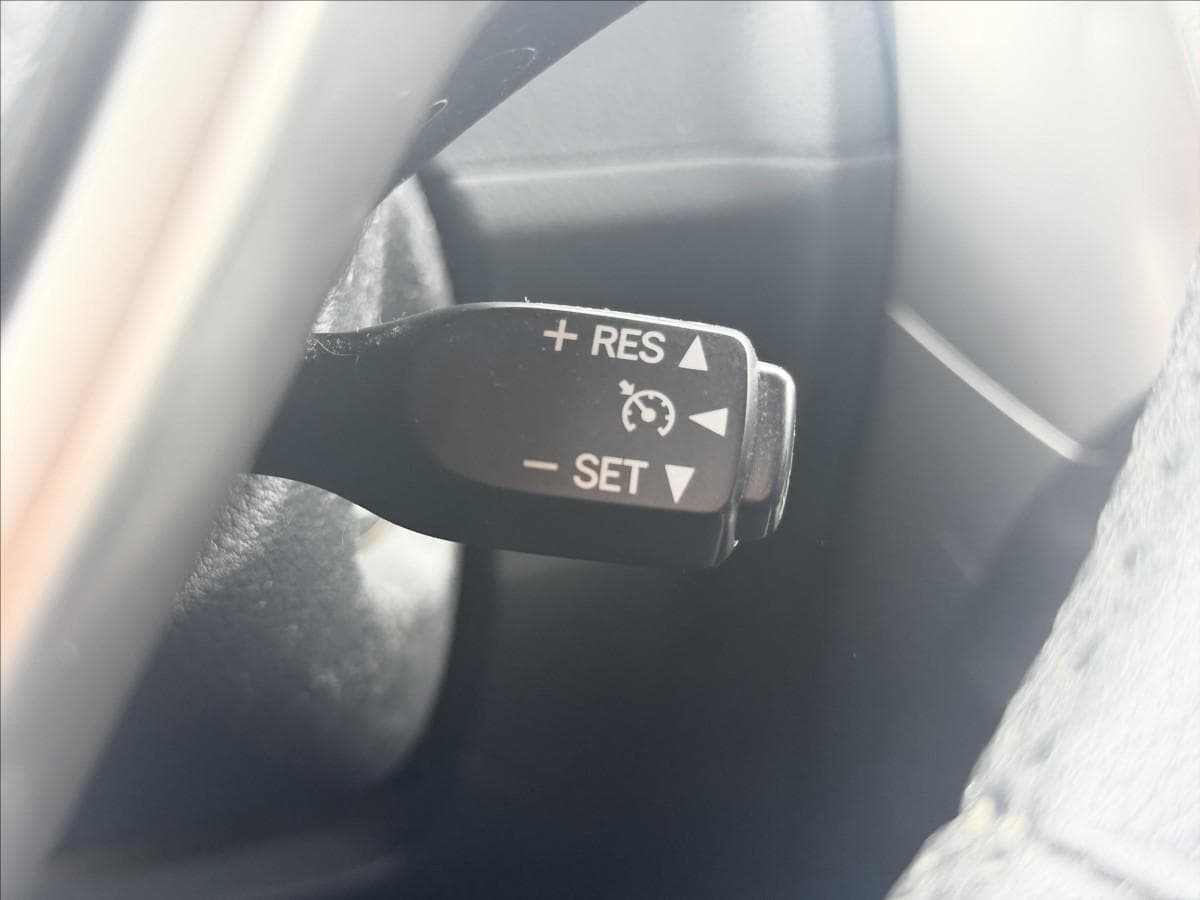 2009 Toyota VERSO - 14