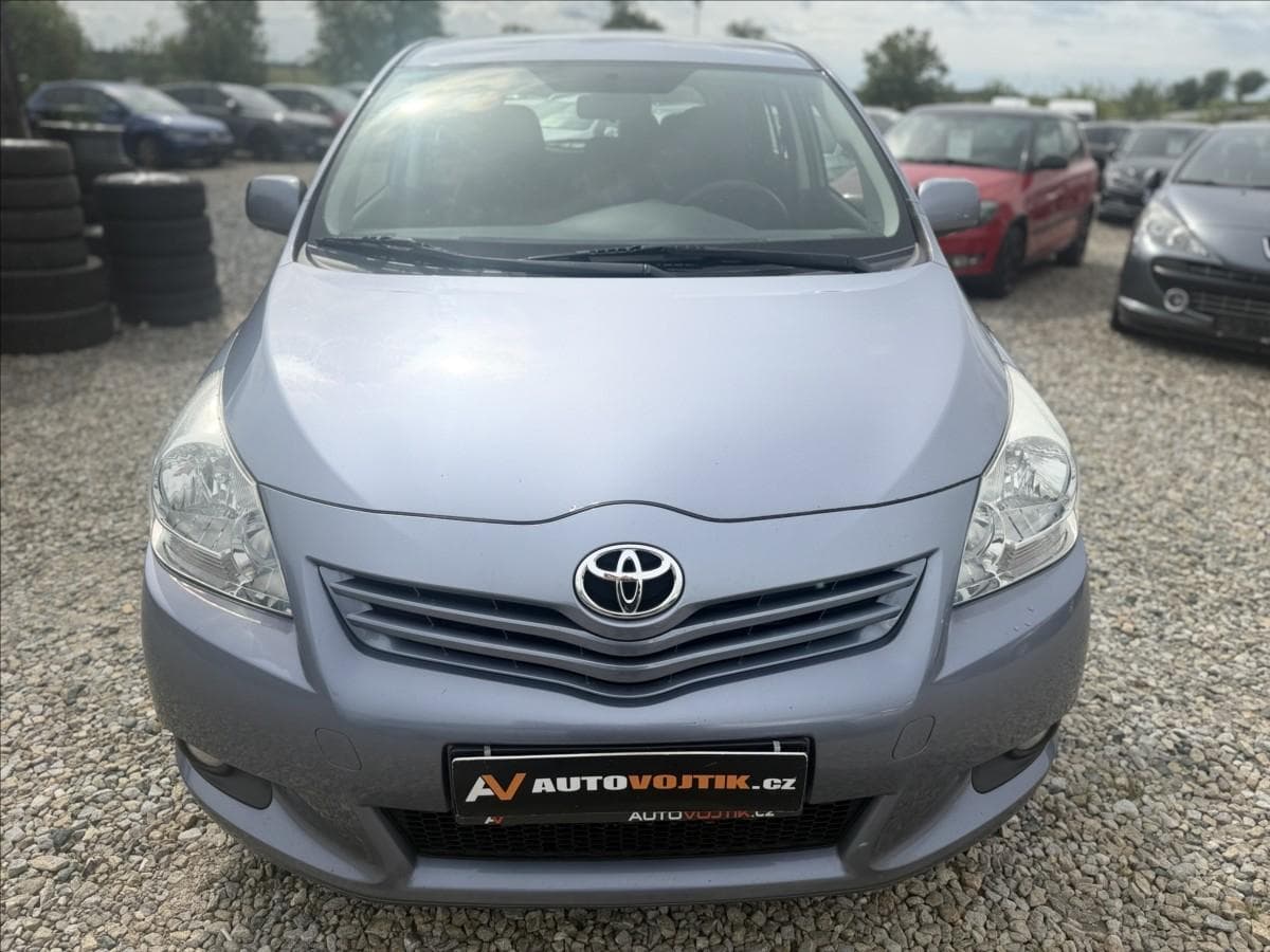2009 Toyota VERSO - 2