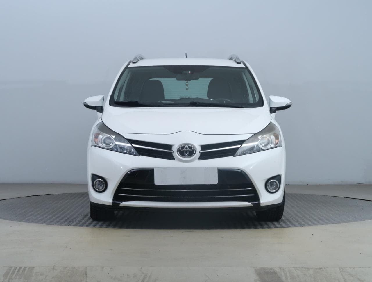 2016 Toyota Verso - 2