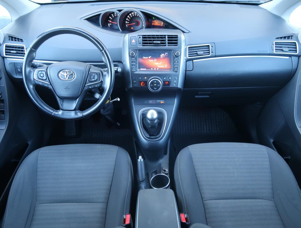 2016 Toyota Verso - 10