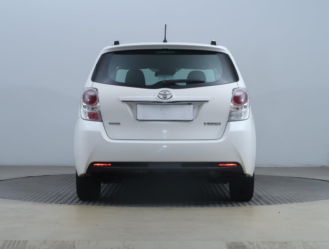 2016 Toyota Verso - 6