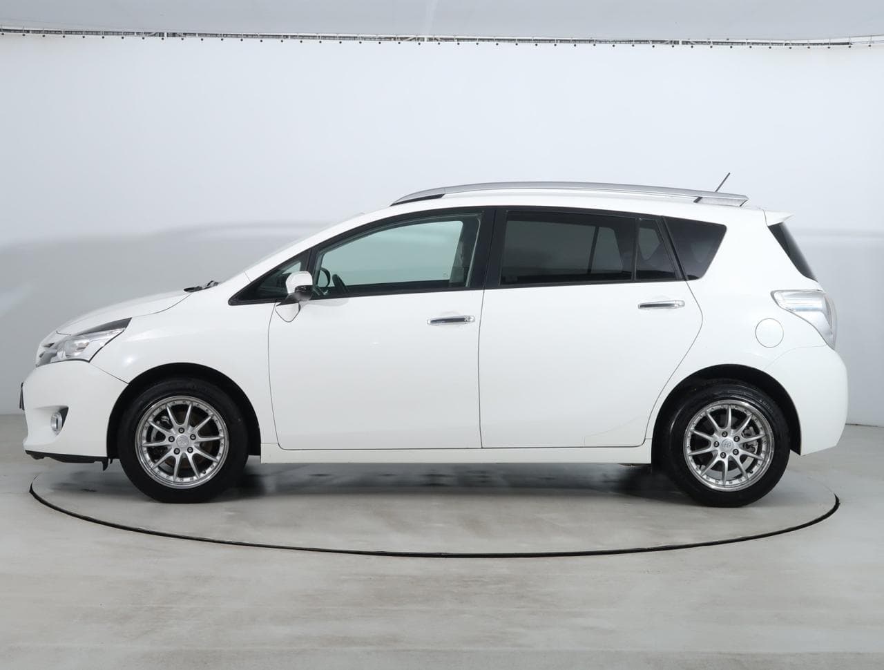 2013 Toyota Verso - 4
