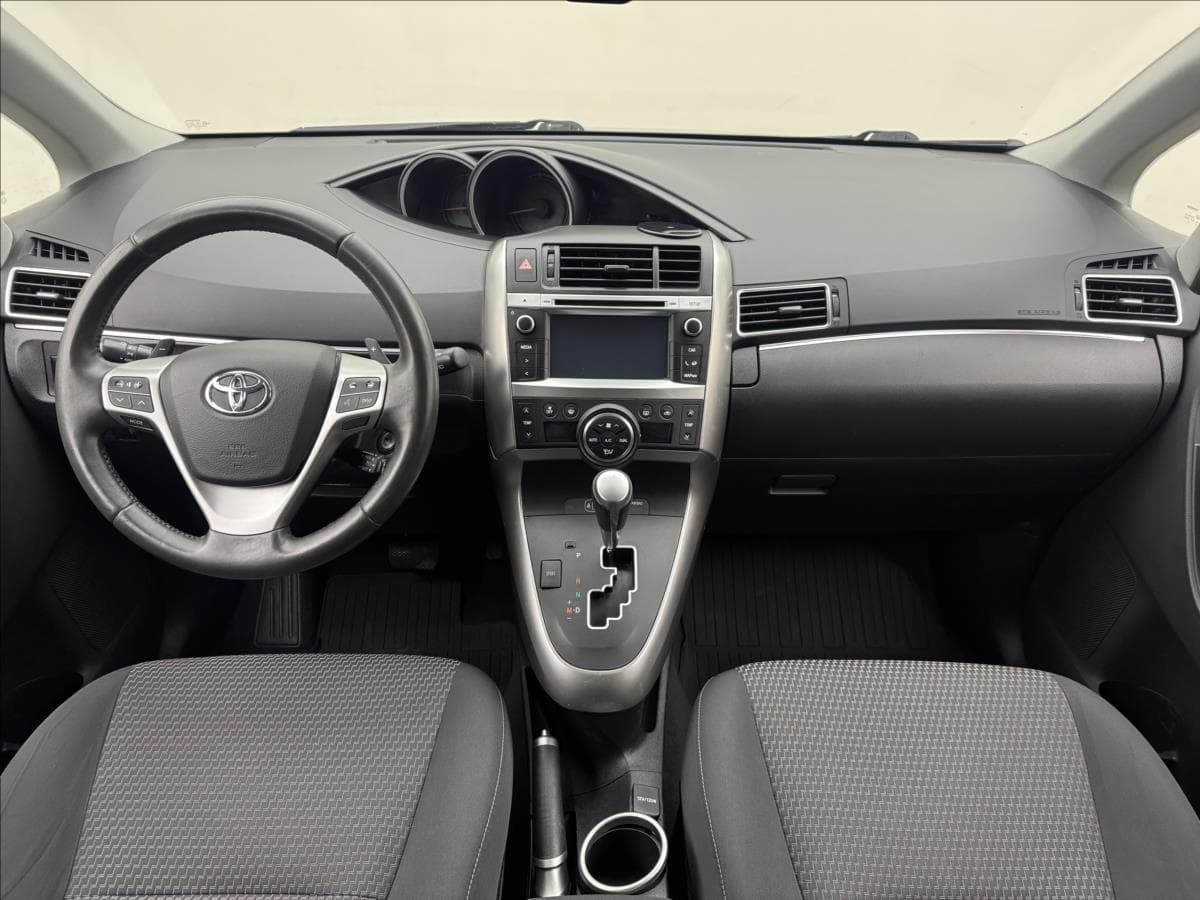 2014 Toyota Verso - 13