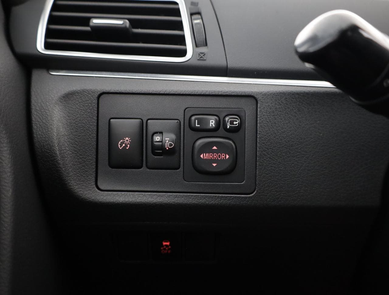 2015 Toyota VERSO - 18