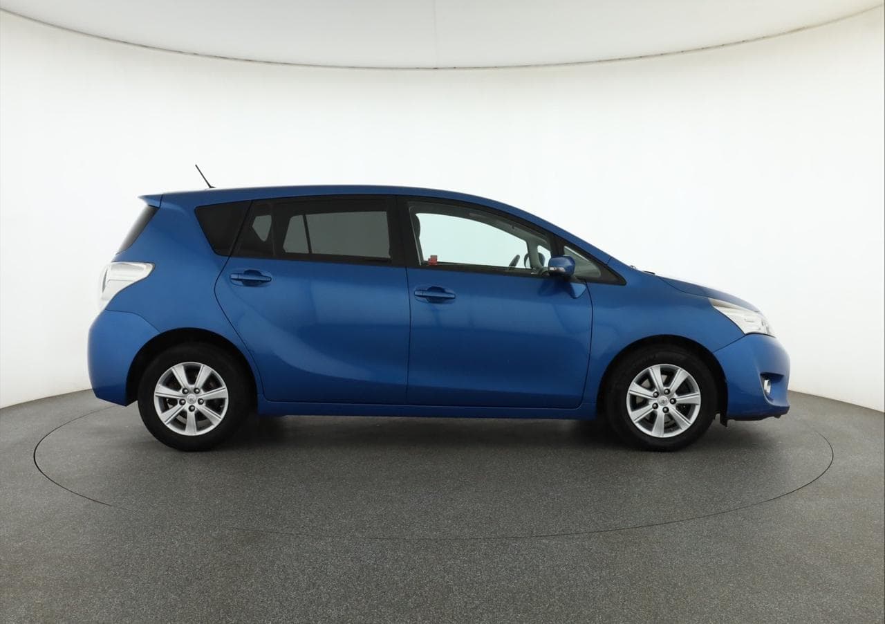2015 Toyota VERSO - 8