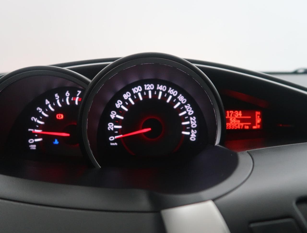 2013 Toyota VERSO - 31