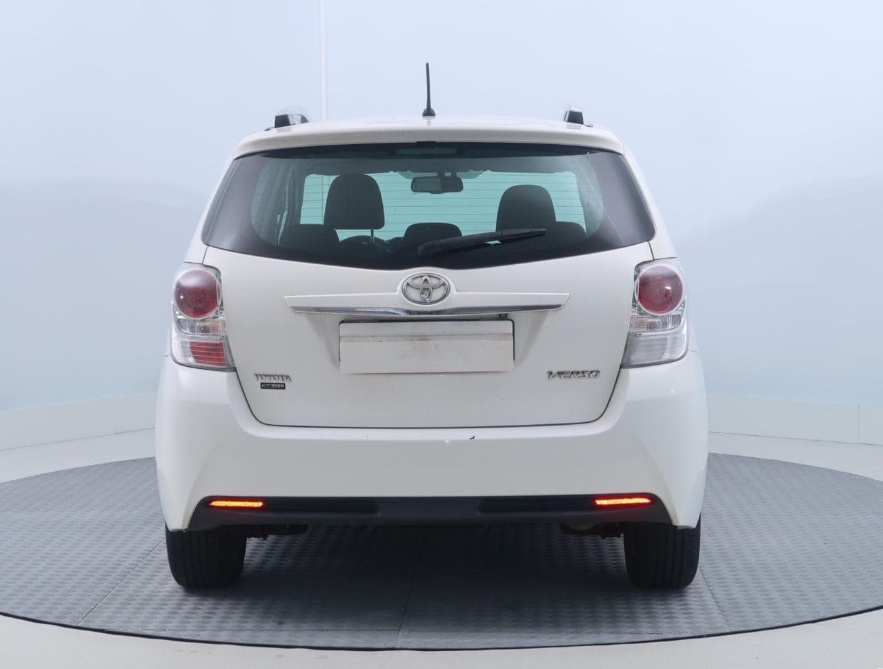 2013 Toyota VERSO - 10