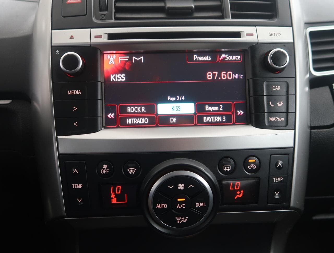 2013 Toyota VERSO - 33