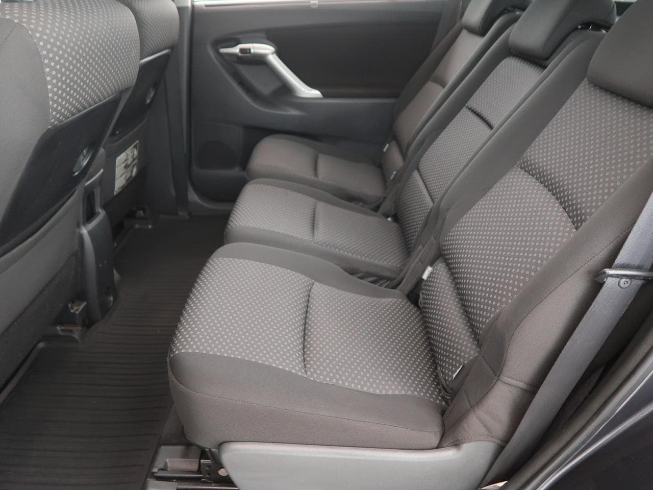 2011 Toyota VERSO - 15