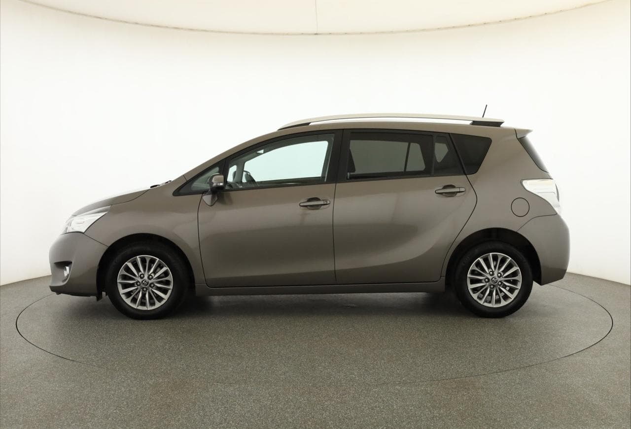 2017 Toyota VERSO - 4
