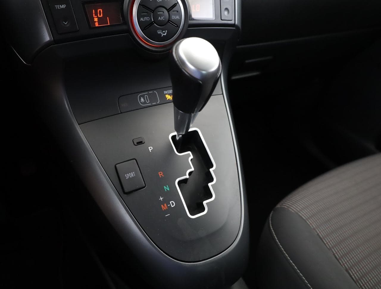 2017 Toyota VERSO - 17
