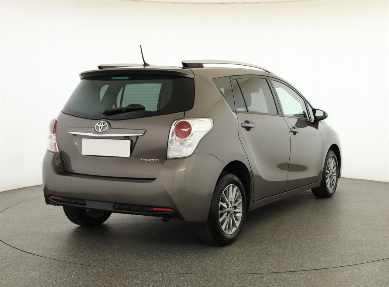 2017 Toyota VERSO - 7