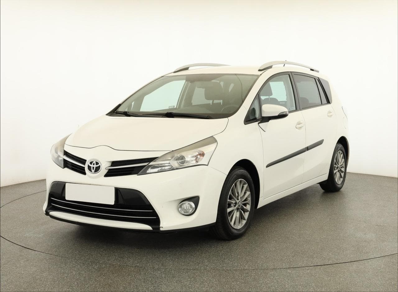 2015 Toyota VERSO - 3