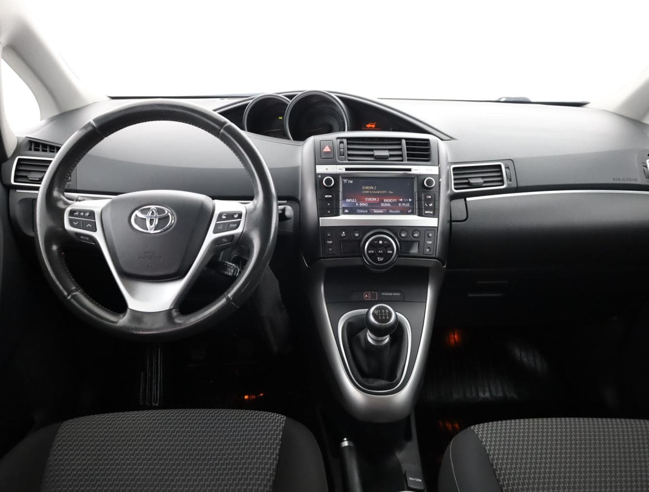 2015 Toyota VERSO - 9
