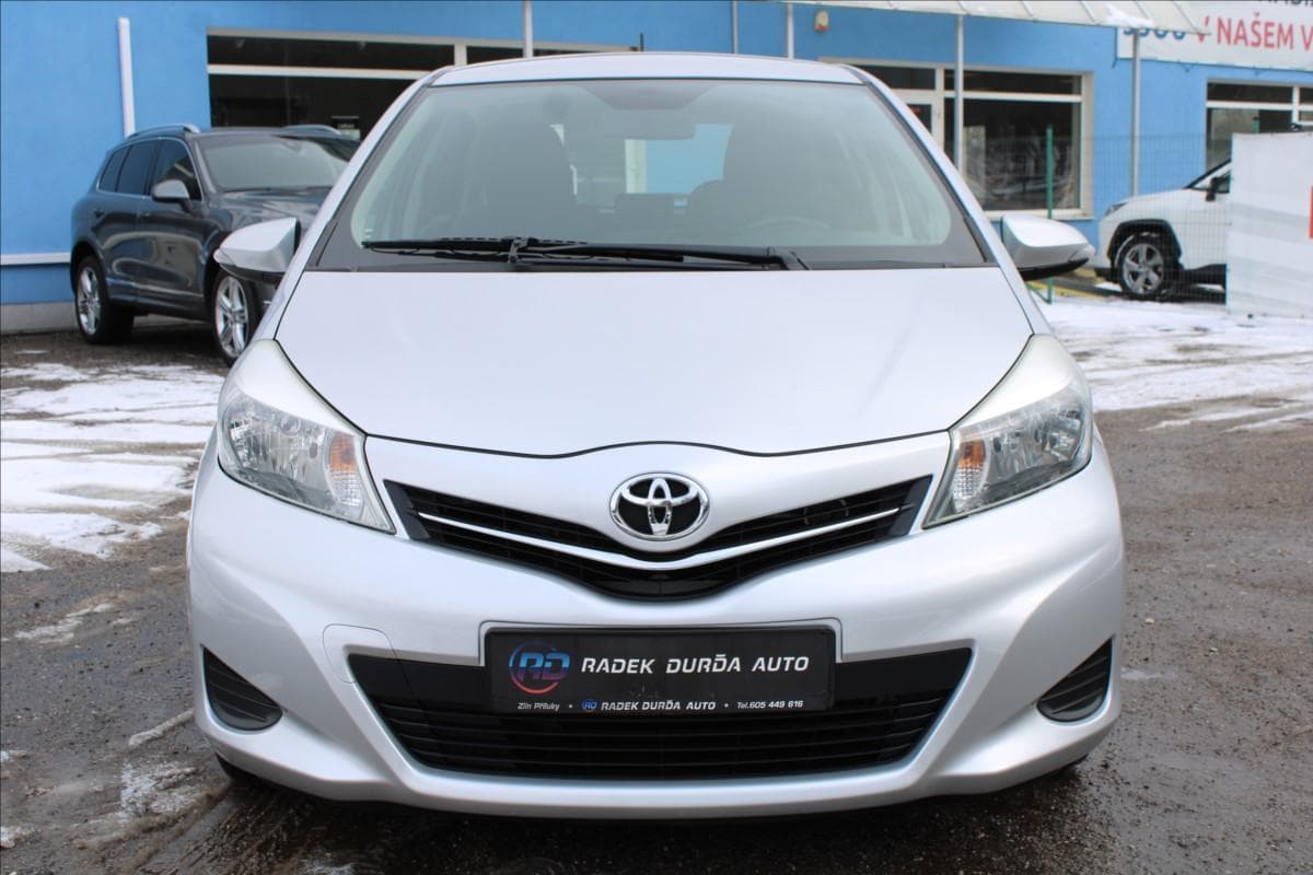 2012 Toyota YARIS - 2