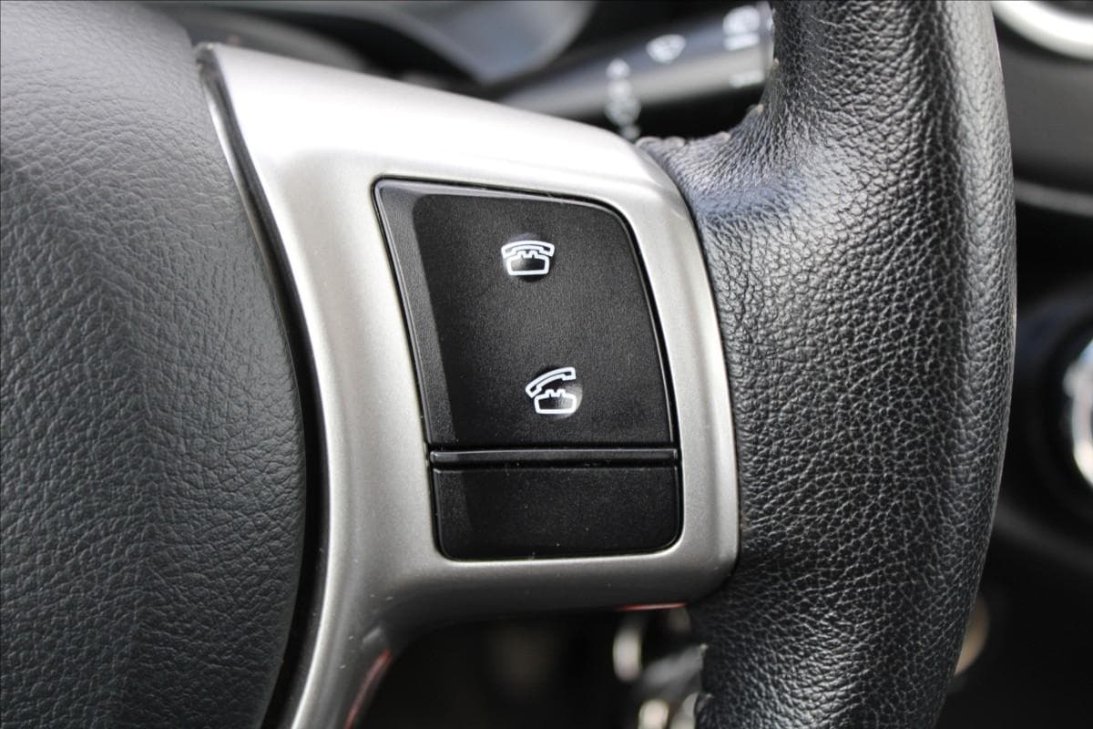 2012 Toyota YARIS - 16