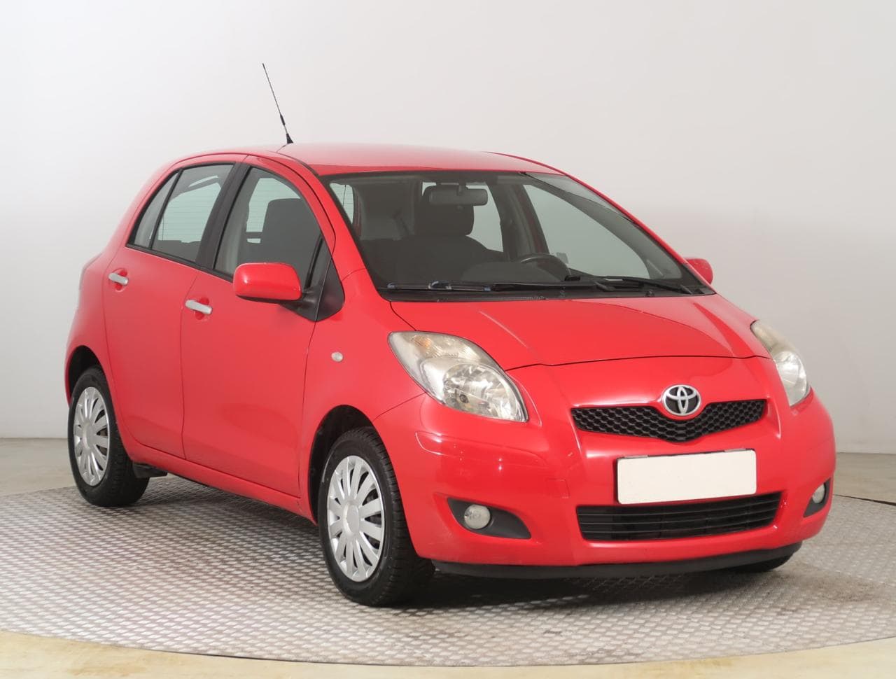 2010 Toyota YARIS