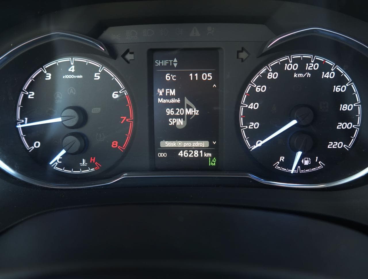 2017 Toyota YARIS - 17