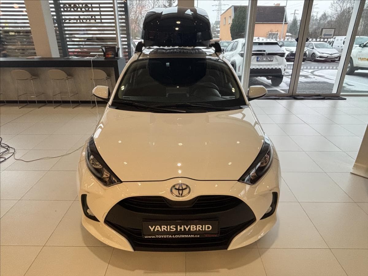 2026 Toyota YARIS - 3