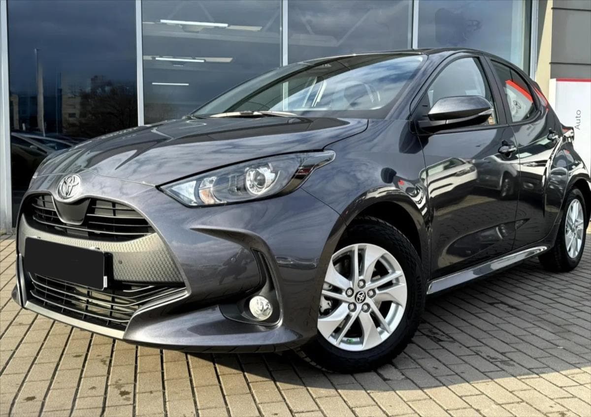 2026 Toyota YARIS - 3