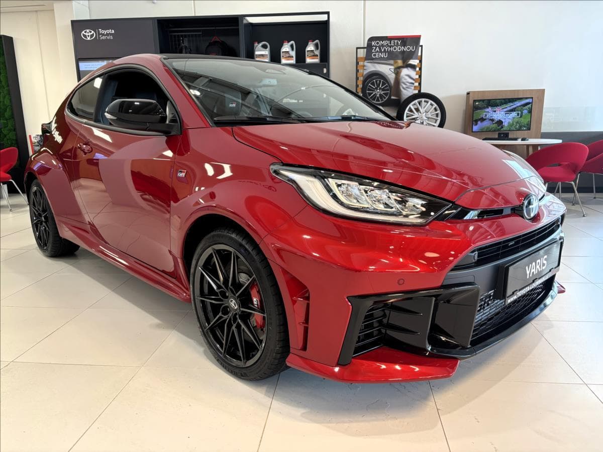2025 Toyota YARIS
