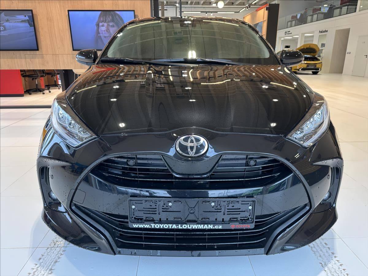 2026 Toyota YARIS - 2