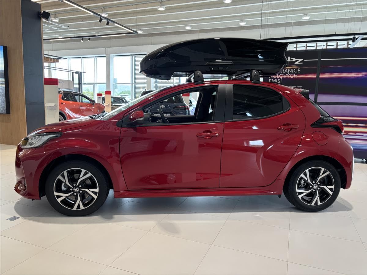 2026 Toyota YARIS - 4