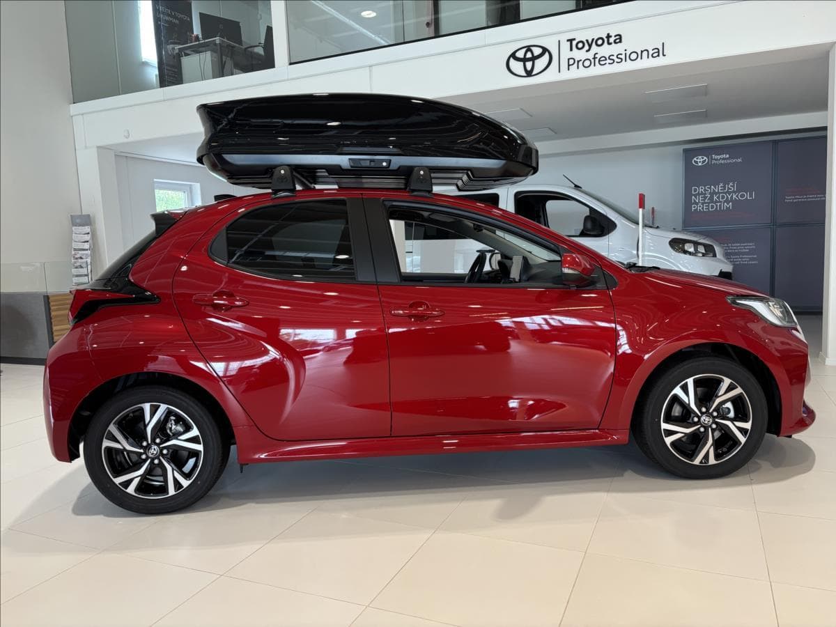 2026 Toyota YARIS - 8