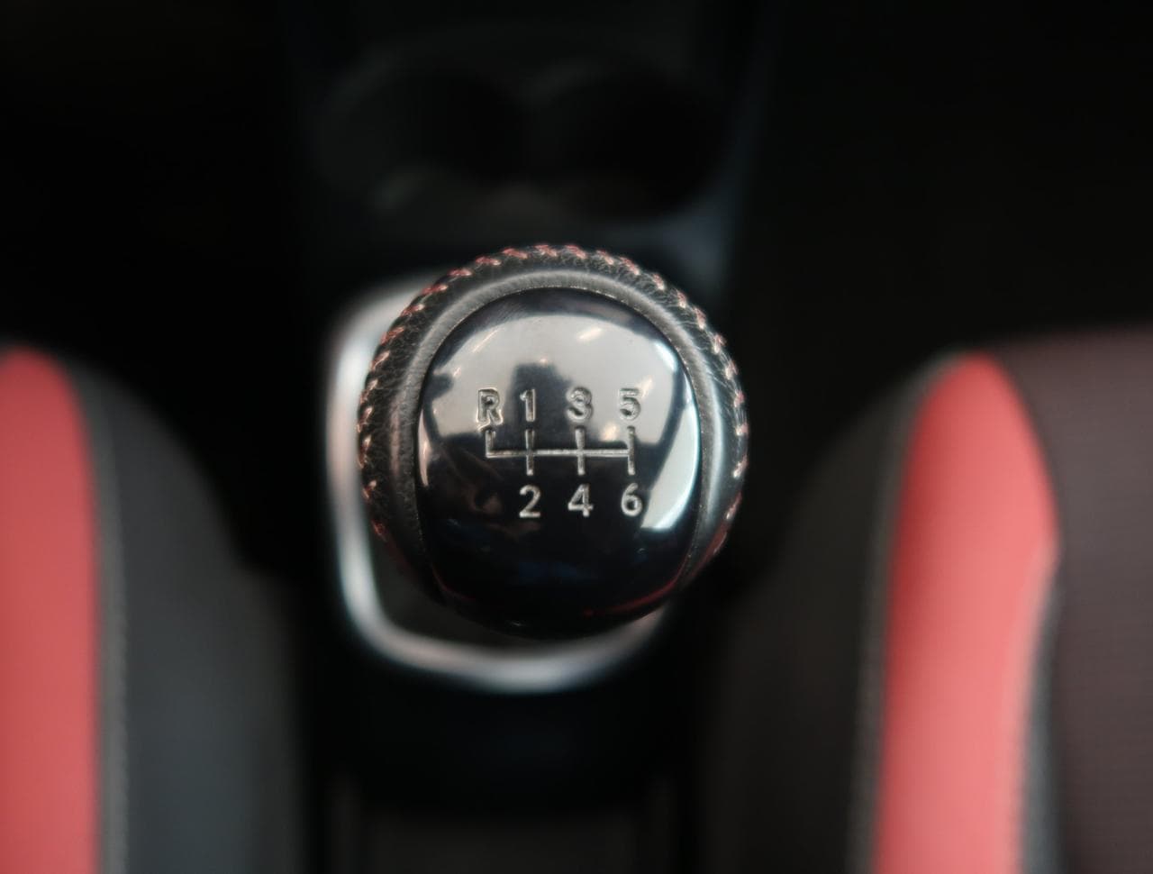 2018 Toyota Yaris - 19