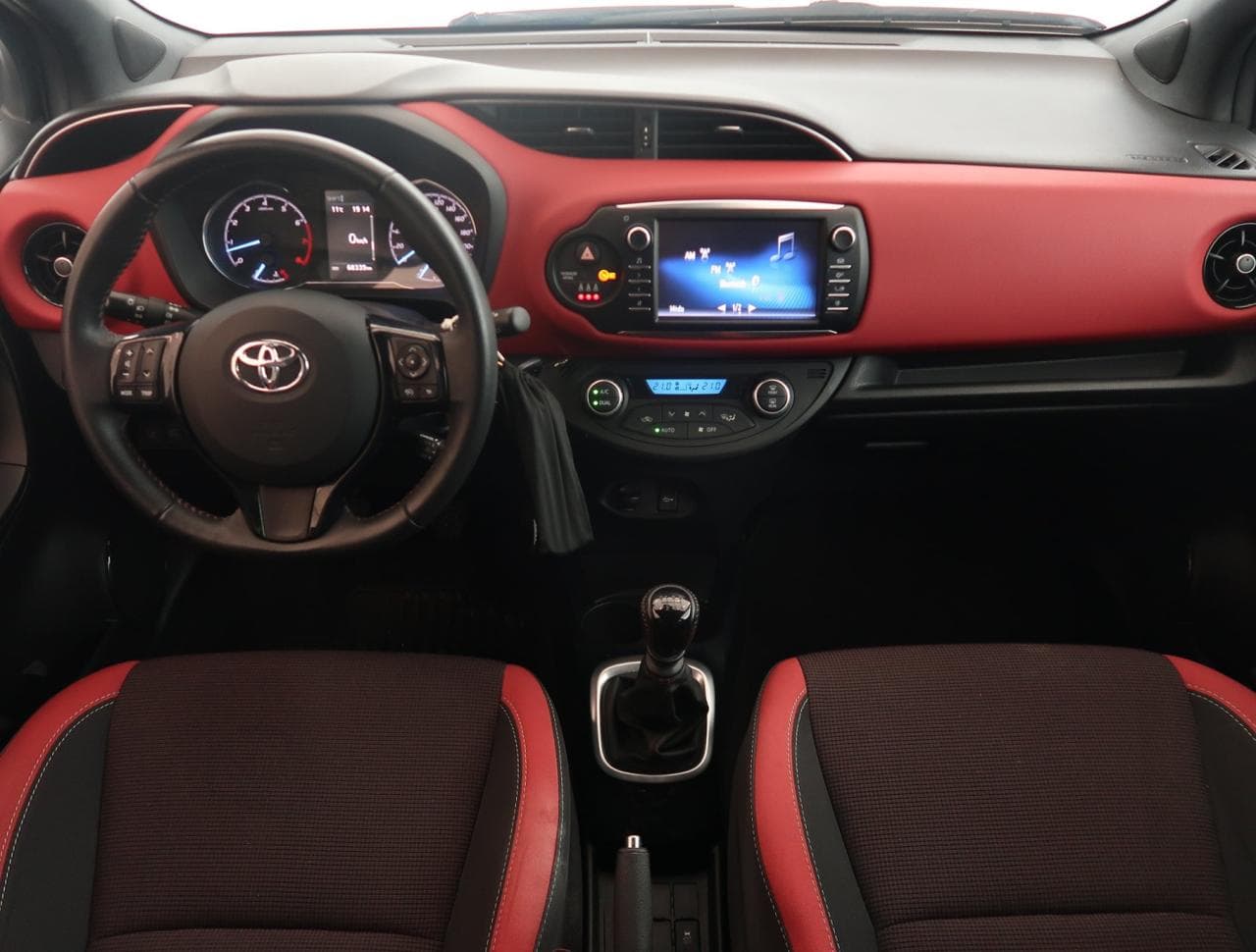 2018 Toyota Yaris - 10