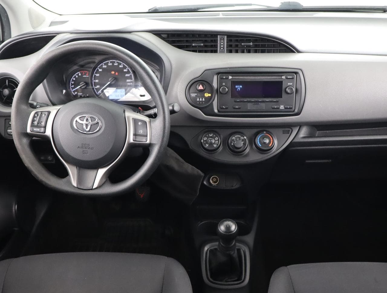 2020 Toyota Yaris - 10