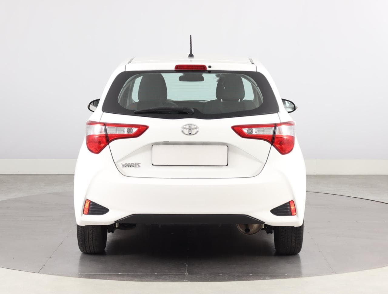 2020 Toyota Yaris - 6
