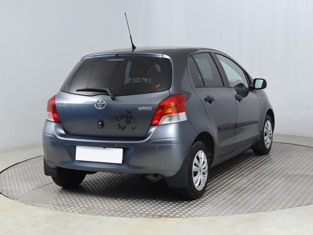 2009 Toyota Yaris - 7