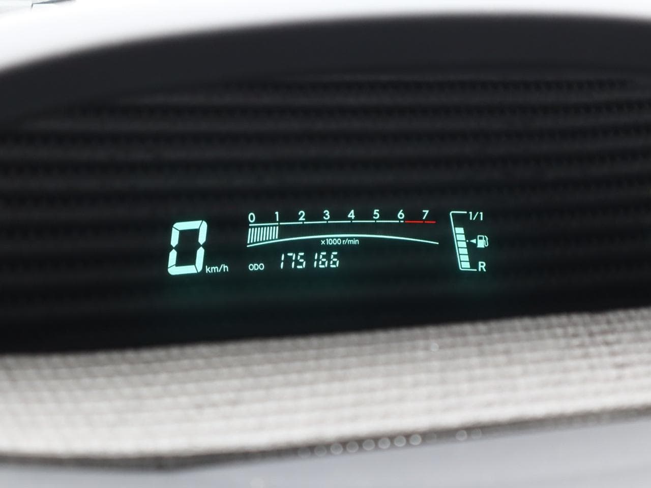 2009 Toyota Yaris - 15