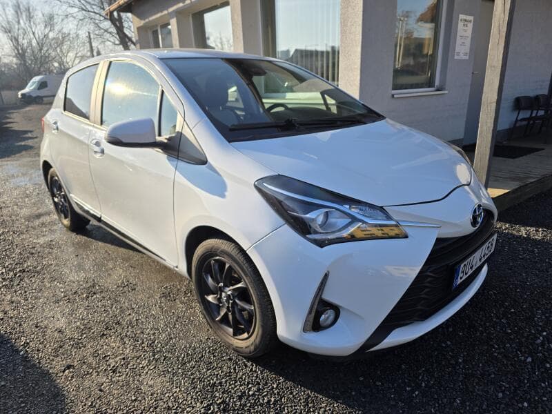 Toyota Yaris 1.5 VVTI Kamera hatchback